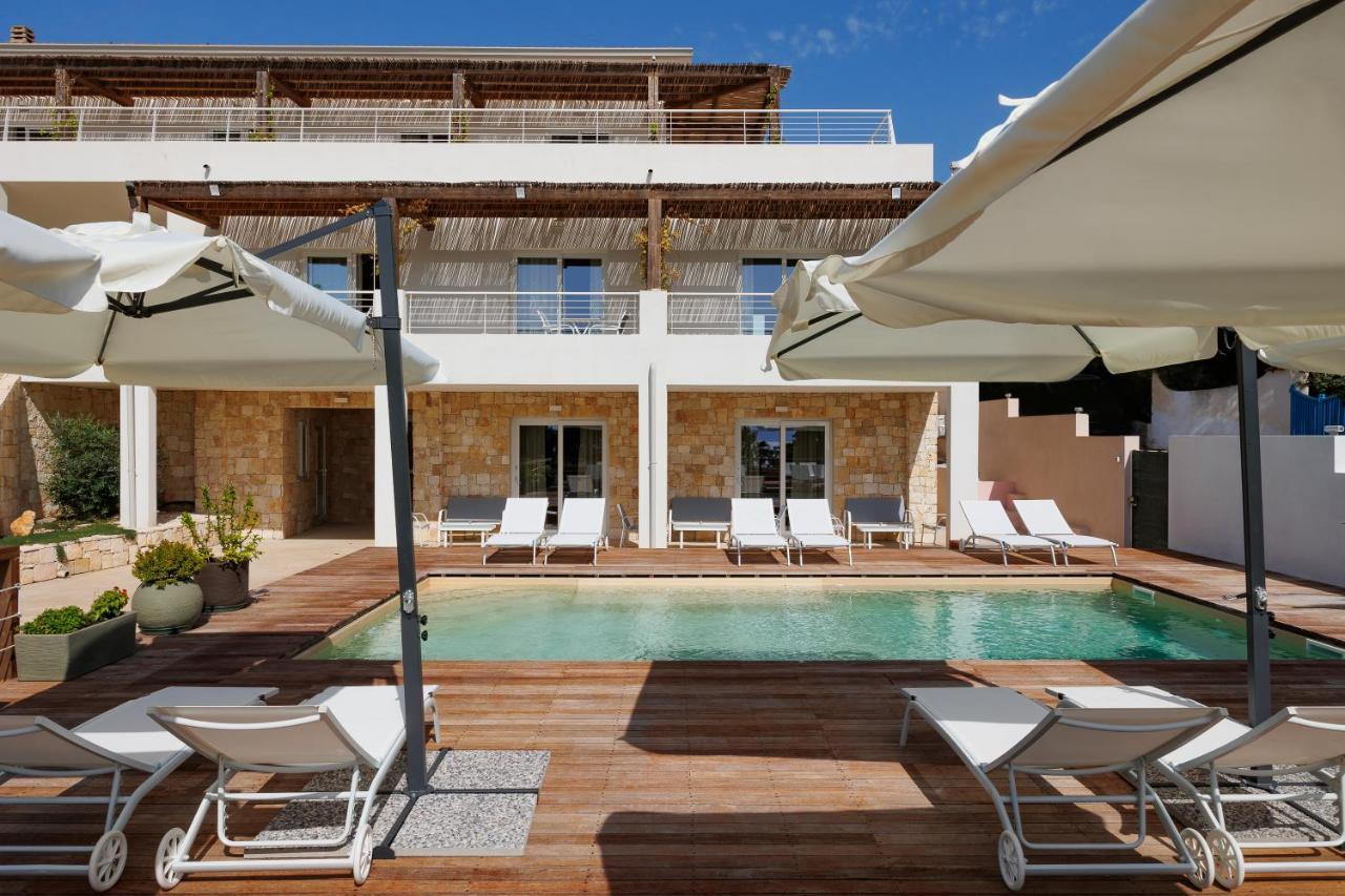 Mercury Beach Hotel Sant'Antioco Bagian luar foto