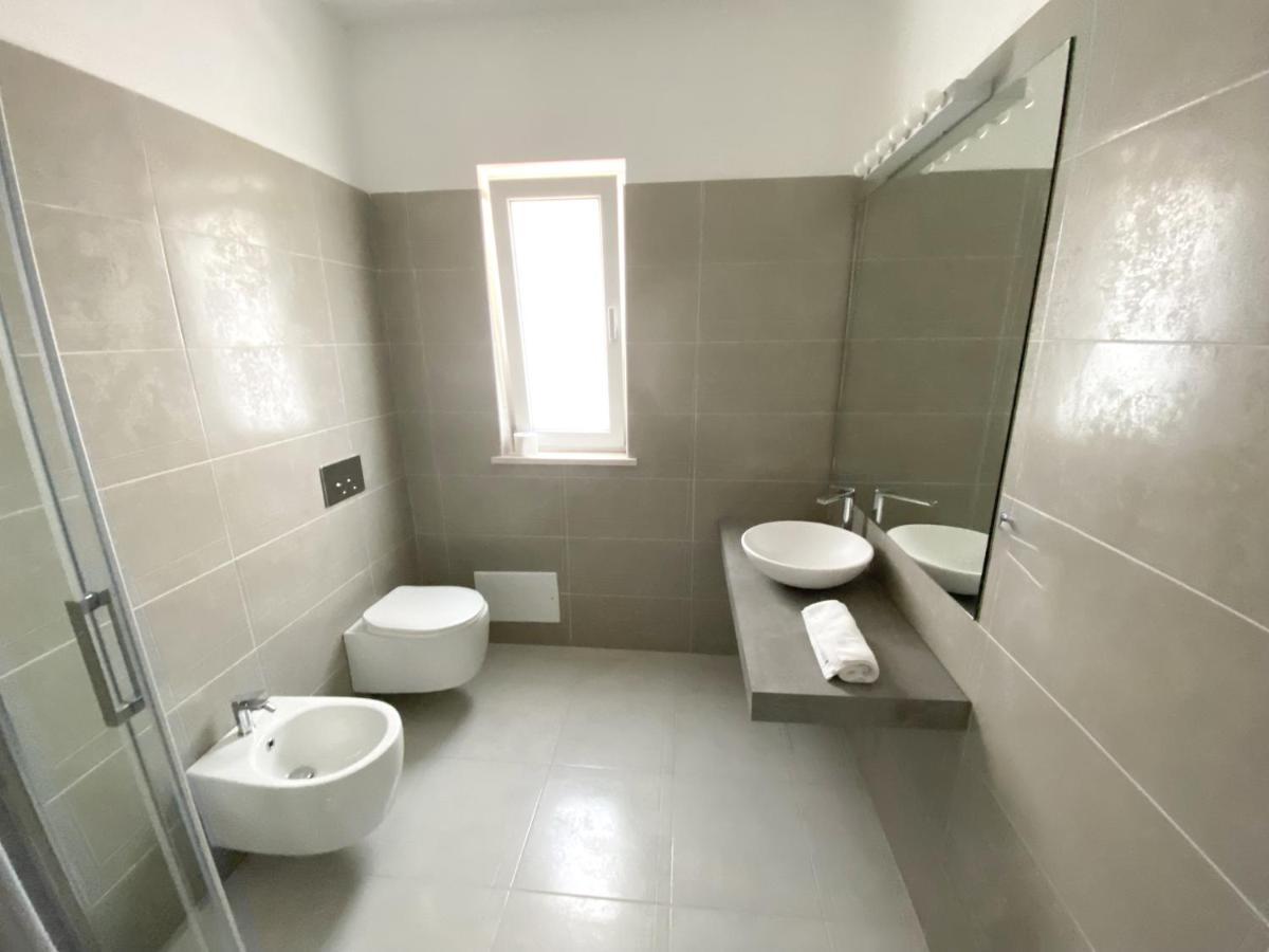 Mercury Beach Hotel Sant'Antioco Bagian luar foto