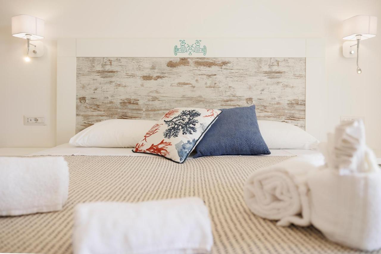 Mercury Beach Hotel Sant'Antioco Bagian luar foto