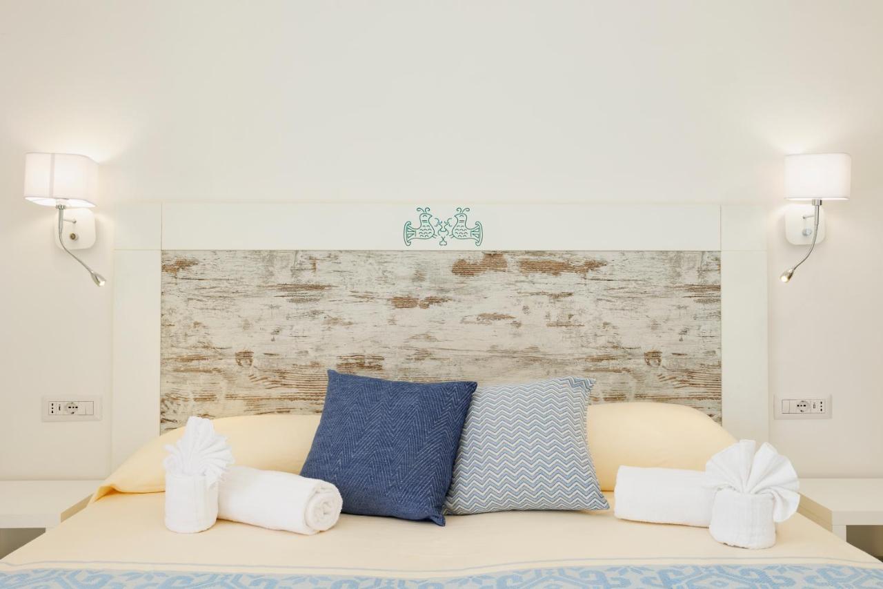 Mercury Beach Hotel Sant'Antioco Bagian luar foto