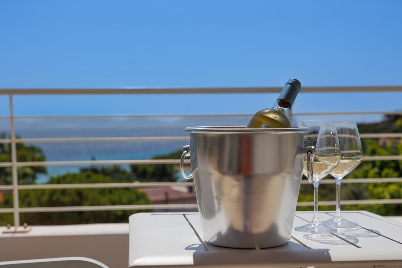 Mercury Beach Hotel Sant'Antioco Bagian luar foto